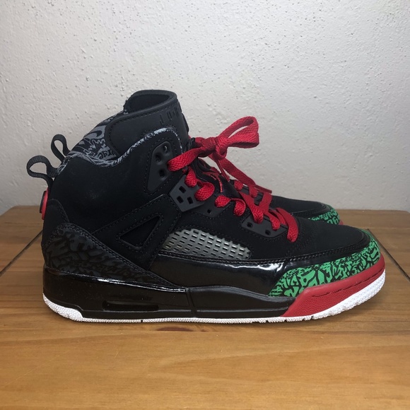 New Jordan Spazike BG black/varsity red‎ size 6Y - Picture 1 of 8